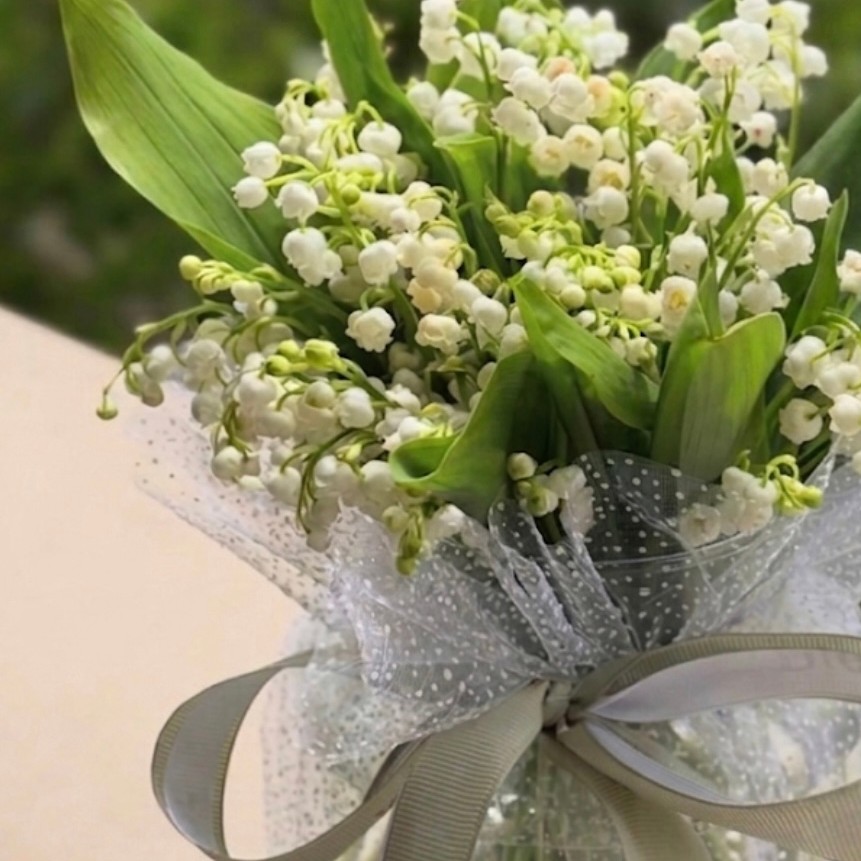 Whispers of Spring Bouquet - Image 2