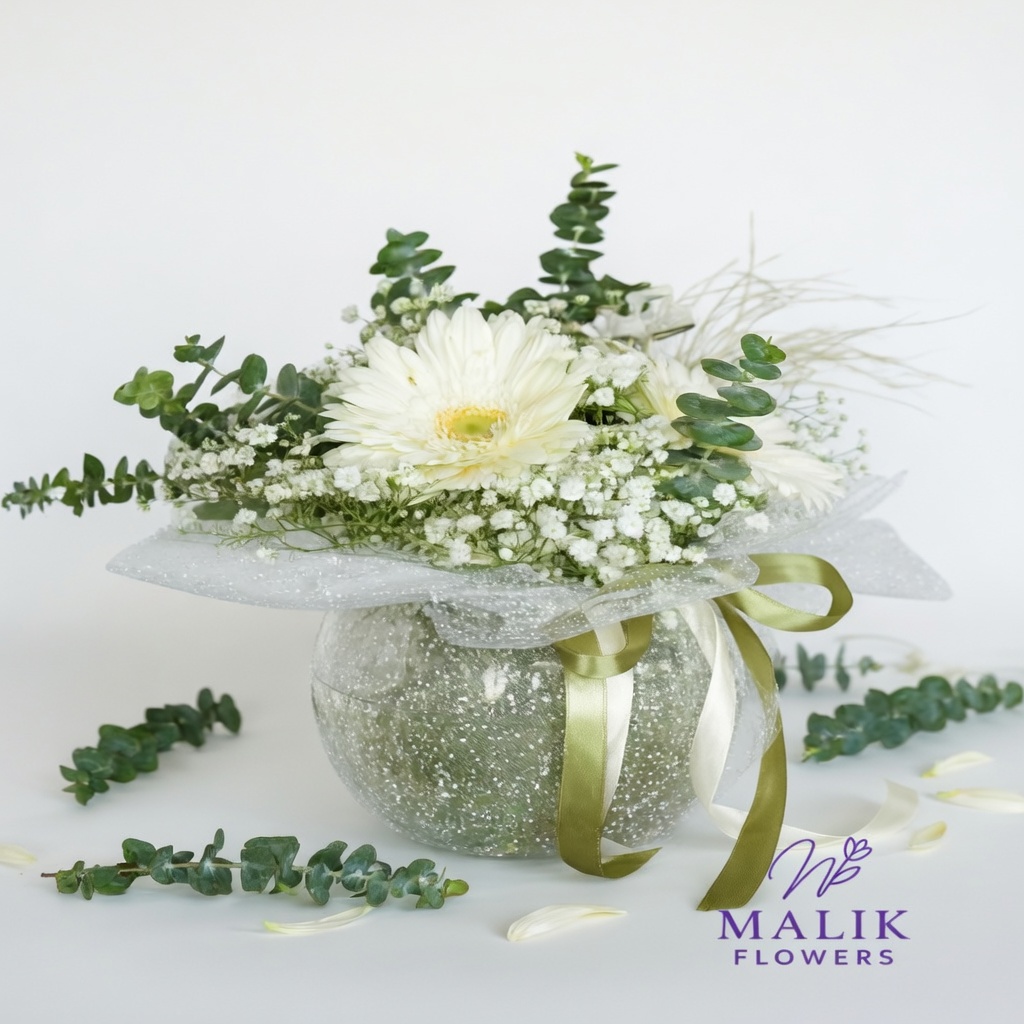 White Radiance Centerpiece - Image 3